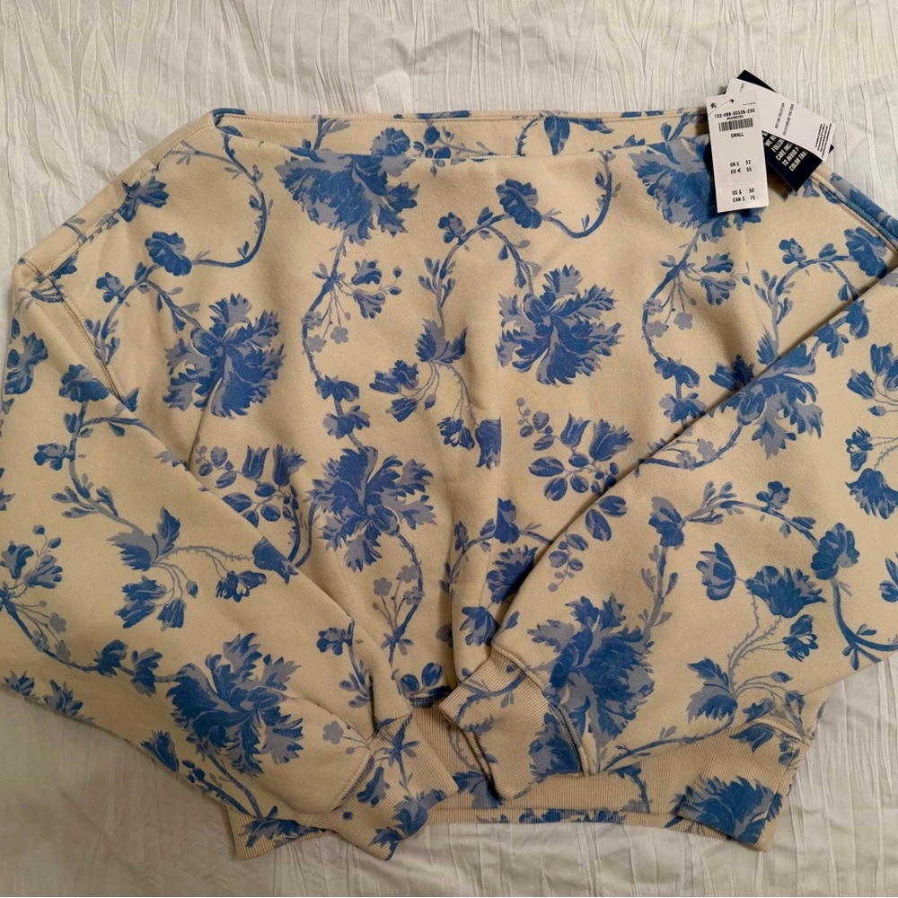 Abercrombie & Fitch Cream Sweatshirt with Blue Floral Print